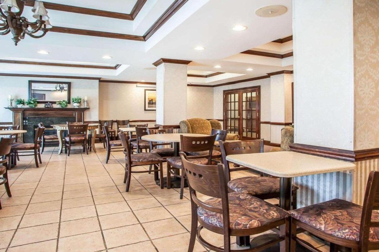 Comfort Inn & Suites Carneys Point מראה חיצוני תמונה