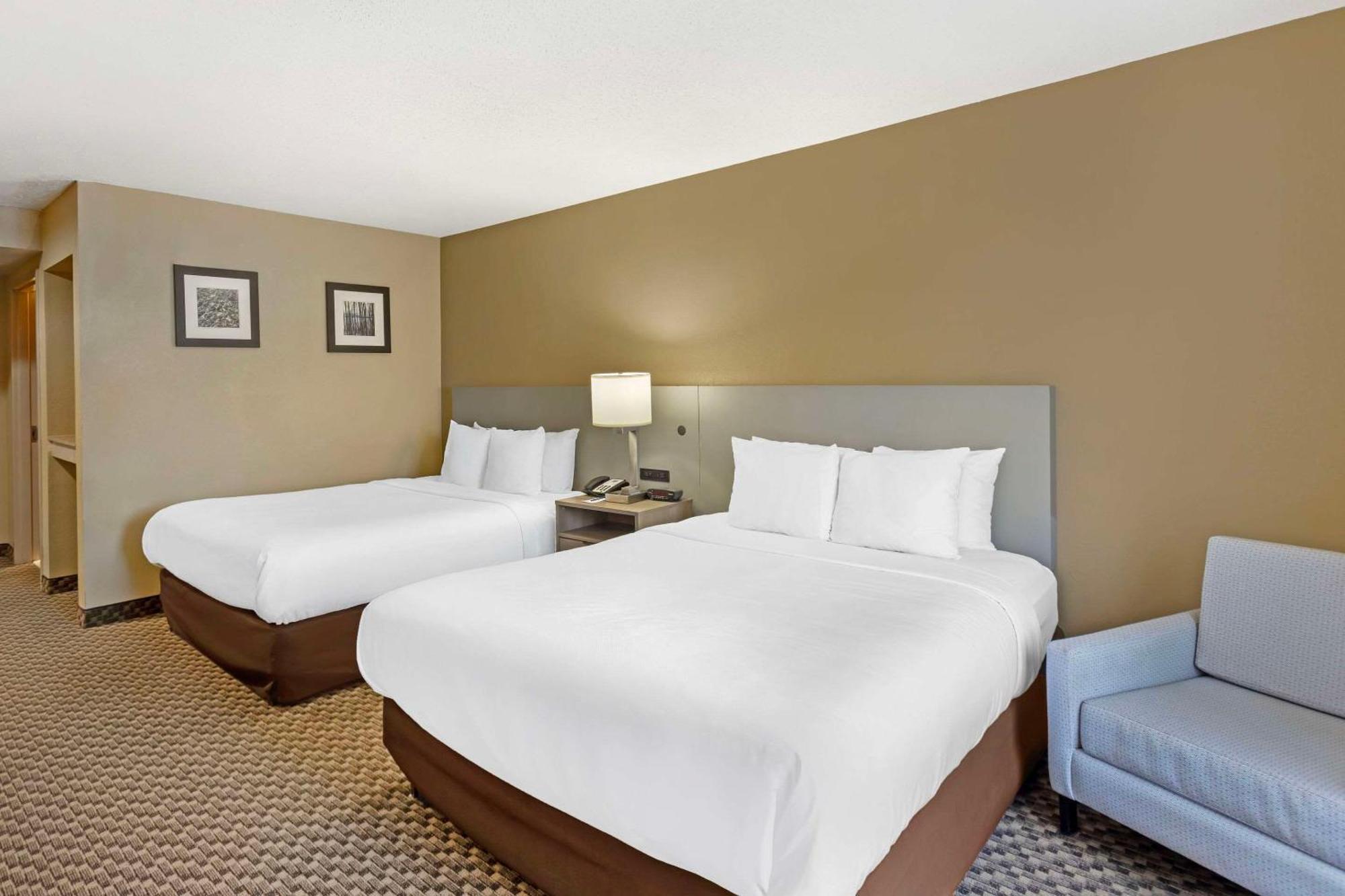 Comfort Inn & Suites Carneys Point מראה חיצוני תמונה